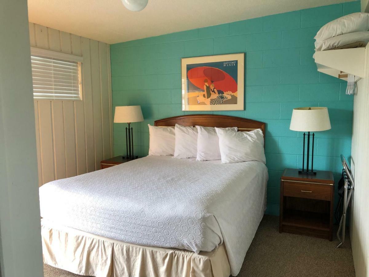 Okanagan Falls Holiday Beach Resort Motel מראה חיצוני תמונה