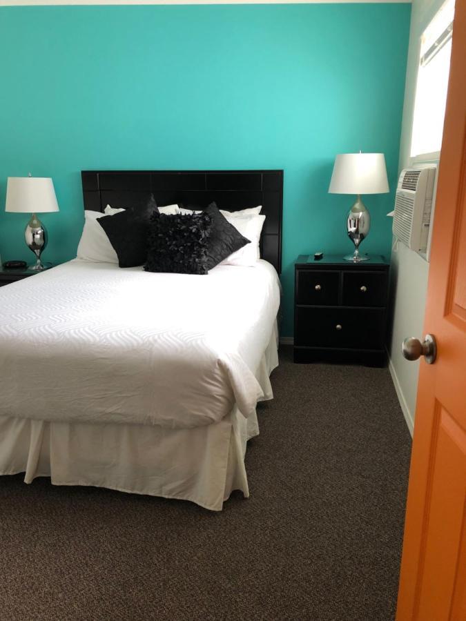 Okanagan Falls Holiday Beach Resort Motel מראה חיצוני תמונה
